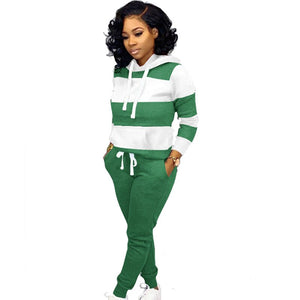 Plus Size 2 Piece Set Women Hooded Tracksuit Crop Sweatshirt Top and Pants Set Autumn Sport Suit Women Casual Two Piece Sets