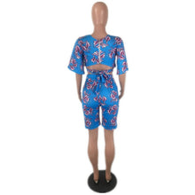 Load image into Gallery viewer, Fashion Flower Print 2 Piece Set Women Short Sleeve Tops and Shorts Suit Casual Summer Matching Set Outfit Plus Size